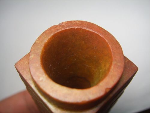 互證與辨?zhèn)?紅山文化玉器研究的當(dāng)代視角